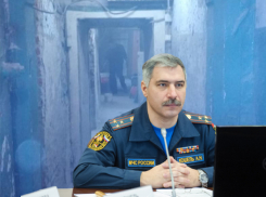 Кому подыгрывает МЧС: жители «дома с убежищем» получили странный ответ от Александра Кошеля