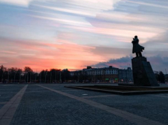 Создание акварельных облаков в Воронеже показали на видео