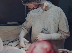 10-килограммовую опухоль матки вырезали из женщины в Воронеже 