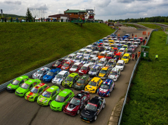 Воронежские автогонщики заняли призовые места на гонках в Казани