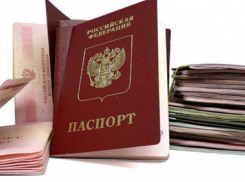 В Воронежской области бывшая начальница УФМС незаконно выдала паспорт гражданке Армении
