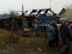 Причиной пожара, унесшего под Воронежем жизни 5 человек, могла стать забытая на плите кастрюля