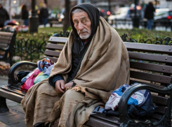 Пятьдесят тысяч – не доход: кого воронежцы определяют в нищие 