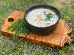 Финская уха на индейской свече: показываем, как это приготовить