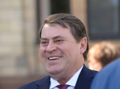 Макин поручил отремонтировать пять воронежских мемориалов за один день