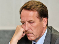 Российские эксперты высказались о перспективах воронежского губернатора Гордеева после коррупционных скандалов