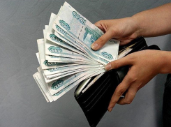 Аналитики назвали, в каких сферах самые высокие и низкие зарплаты в Воронеже