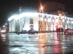 Воронежцы пожаловались, что в центре города отлетают колеса