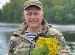 О снятии нагрузки с власти по беженцам с Донбасса рассказал воронежский единоросс