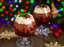 Что приготовить к Новому году: трайфл «Вишневый подарок»