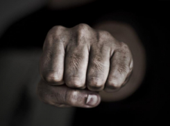 Воронежец ударил 11-летнего обидчика своего сына у детского сада