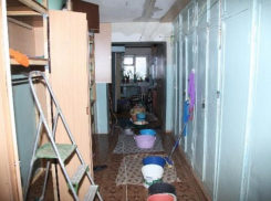 В воронежской школе из-за потопа начались внеплановые «каникулы»