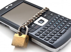 В Воронеже вора-рецидивиста задержали при продаже краденого мобильного