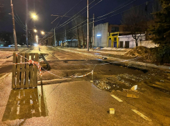Водителей предупредили о яме-ловушке для машин в Воронеже