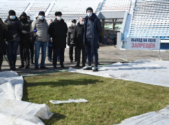 Губернатор разнес руководство стадиона «Факела» – арена переходит в управление правительства