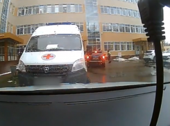 «Рожаем»: полицейские помогли воронежской паре на трассе М-4 «Дон»