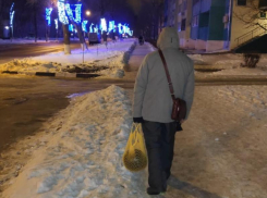 С добычей не по сезону застали прохожего под Воронежем