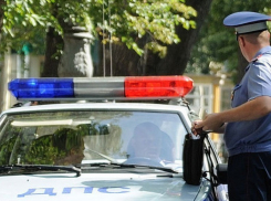 В Воронеже две цыганки ограбили 16-летнюю девушку
