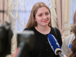 Воронежская пловчиха-красавица Клепикова стала чемпионкой мира в Сингапуре 