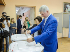 Ёлочка отдыхает: раскрыта сумма, которую потратят из бюджета на выборы воронежского губернатора в 2023 году