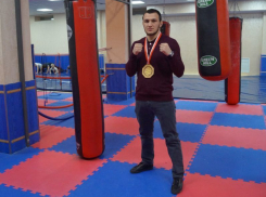 Главное - тренировки и поддержка близких, - чемпион мира по ММА из Воронежа