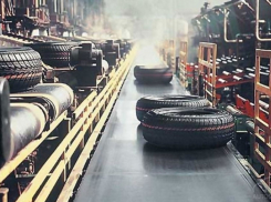 В Воронеже с шинного завода украли более 400 покрышек