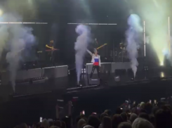 SHAMAN в самом патриотичном наряде покорил зрителей в Воронеже 