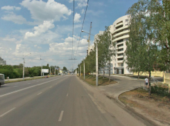 В Воронеже на Ленинском проспекте угнали «Тойоту Лэнд Крузер 200»