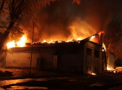 Пожар на Моисеева: ответит ли подрядчик за случившееся?