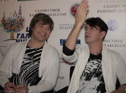 Женщина показала свои прелести во время концерта группы «На-На» в Воронеже