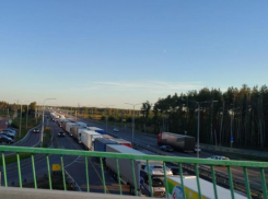 Опубликовано видео жуткой 20-километровой пробки из Воронежа 