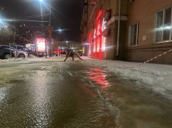 Гусев: «Качество уборки от снега и наледи дворов и тротуаров оставляет желать лучшего в Воронеже»