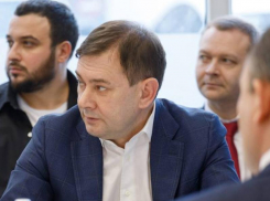 Переприсягнул? Нетёсов снова вильнул в сторону Гордеева