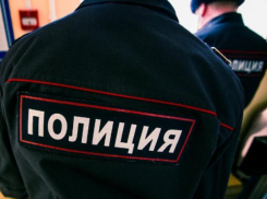 Высокопоставленный полицейский незаконно держал в камере жительницу Воронежа