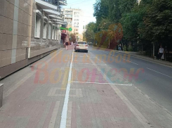 «Платить за бардак?» – платная парковка в центре города разгневала воронежцев