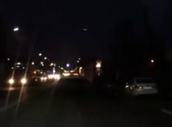 Световым шоу встречают водителей на въезде в Воронеж 
