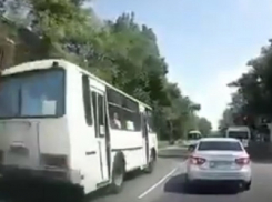 Преображение маршрутки в болид Формулы-1 сняли в Воронеже 