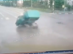 Момент смертельного ДТП с «Газелью» попал на видео в Воронеже