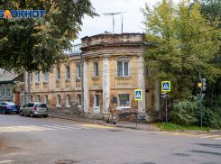 Власти пообещали отремонтировать дом героя Бородинской битвы за 6,3 млн рублей в Воронеже