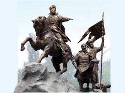 Установку памятника Сабурову на площади Ленина обсудили в Воронеже 