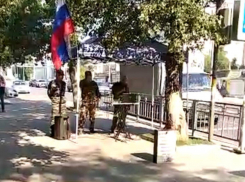 Десантников поздравили песней в неожиданном месте в Воронеже