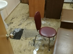 Грязный прием в поликлинике возмутил воронежцев