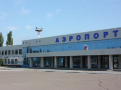 В Воронежском аэропорту из-за отказа двигателя совершил посадку самолет