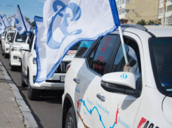 Патриотичный автопробег на японских Toyota прошел по дорогам Воронежа