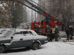 Официательный представитель воронежского МЧС объяснил, почему стоит разрешить спасателям идти на таран легковушек во дворах