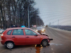 Один человек пострадал в женском ДТП под Воронежем 