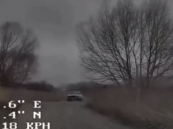 «Как будто я кого-то задавил»: пьяный автомобилист поспорил с полицейскими в Воронежской области 