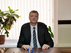 Недвижимость во Франции и Швейцарии не постеснялся показать депутат Вадим Клецов