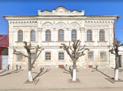 Бастрыкин потребовал возбудить уголовное дело из-за разрушения старинного особняка в Воронежской области