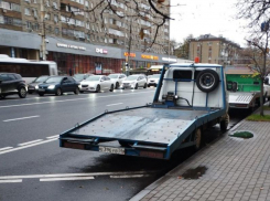 Возмутительную парковку в центре показали воронежцы